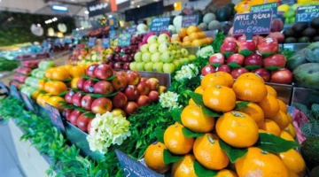 سعر الفاكهة اليوم يتغير: انخفاض البرتقال والعنب وتصاعد الفراولة